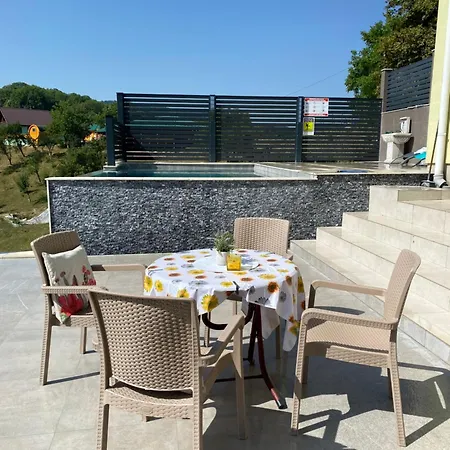 Σπίτι διακοπών Queen Visoko